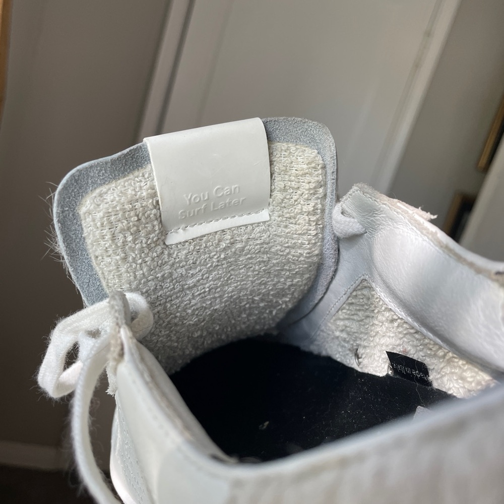 P448 size 40 white and silver faux-fur sneakers - Picture 7 of 9